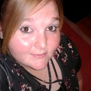 Meet your Posher, Deserea